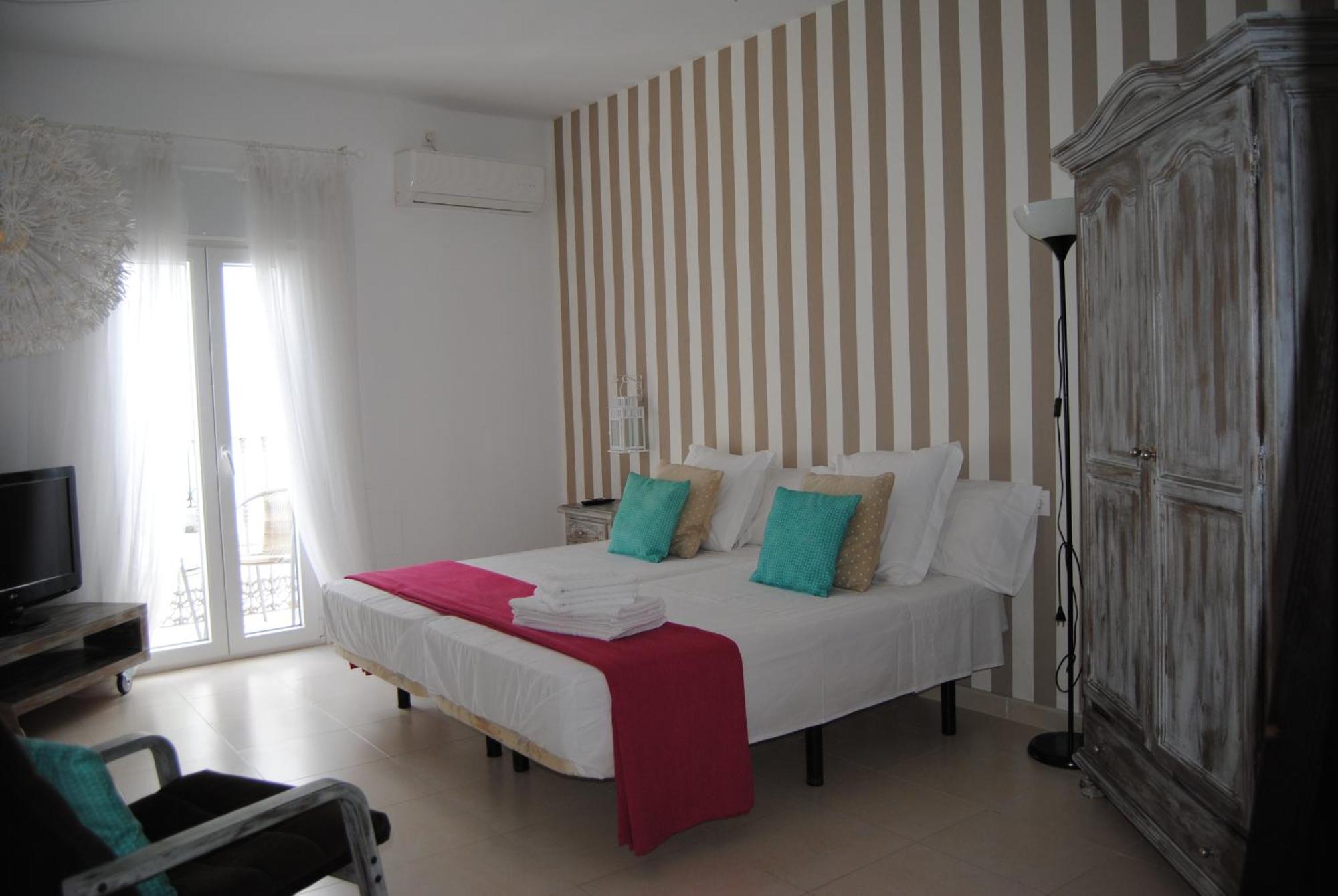 Conil Apartamentos La Dama Y El Vagabundo 콘일데라프론테라 외부 사진