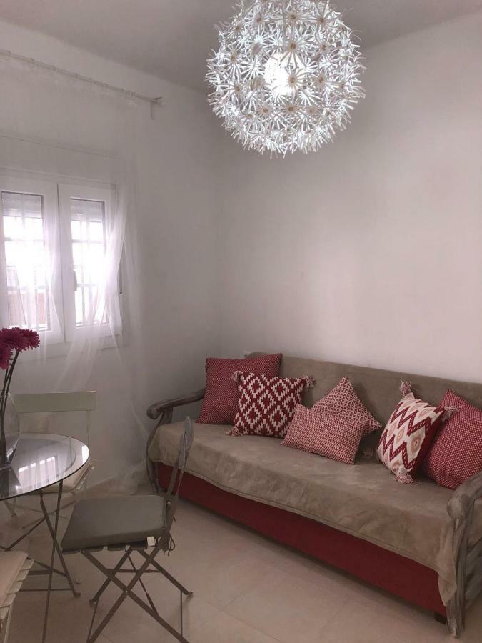 Conil Apartamentos La Dama Y El Vagabundo 콘일데라프론테라 외부 사진